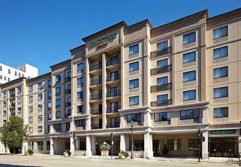 Hotel Courtyard Milwaukee Downtown Esterno foto